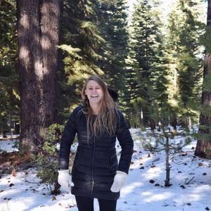 Meet your Posher, Nicole